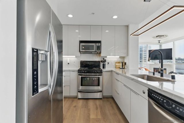 300 W Beech St 1408, San Diego, CA 92101