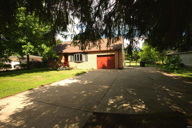 54872 Bittersweet Road, Mishawaka, IN 46545