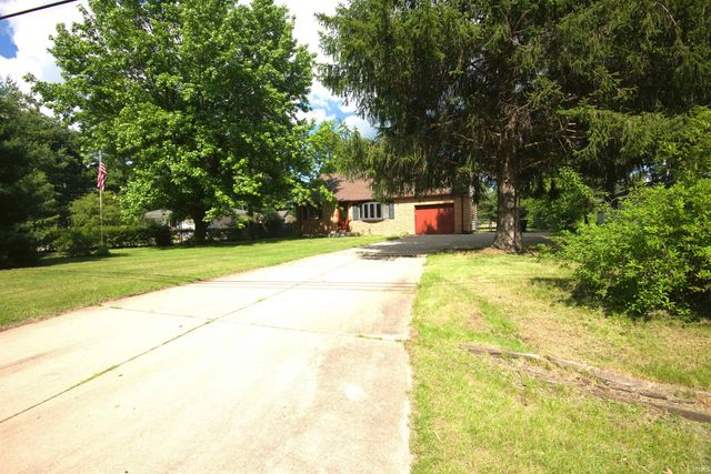 54872 Bittersweet Road, Mishawaka, IN 46545