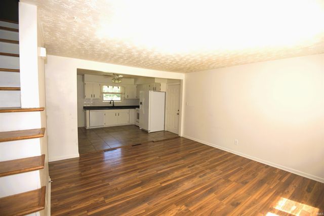 54872 Bittersweet Road, Mishawaka, IN 46545