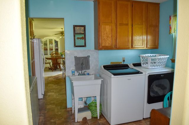 10164 Bloomfield North Road, Gentry, AR 72734