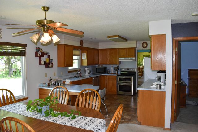 10164 Bloomfield North Road, Gentry, AR 72734