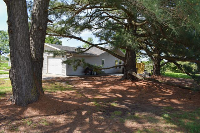 10164 Bloomfield North Road, Gentry, AR 72734