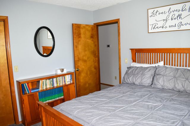 10164 Bloomfield North Road, Gentry, AR 72734
