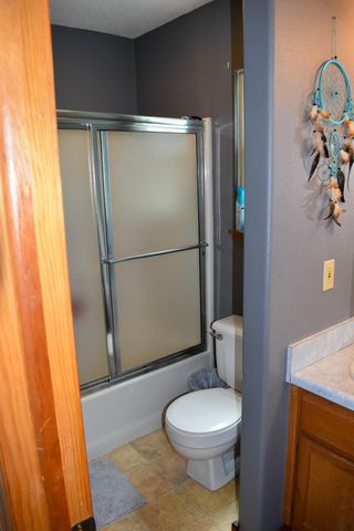 10164 Bloomfield North Road, Gentry, AR 72734