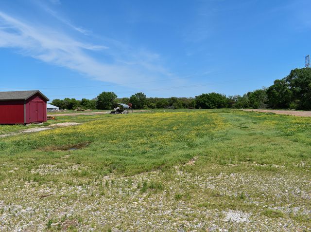 10164 Bloomfield North Road, Gentry, AR 72734