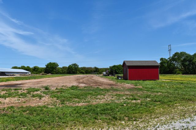 10164 Bloomfield North Road, Gentry, AR 72734