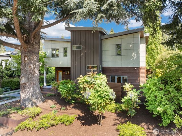 1102 5th Street, Kirkland, WA 98033