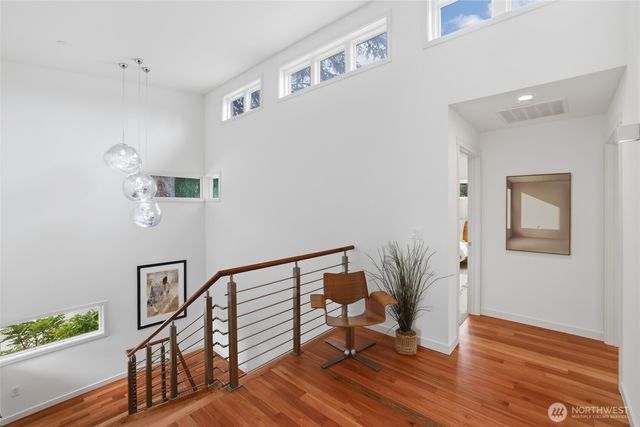 1102 5th Street, Kirkland, WA 98033
