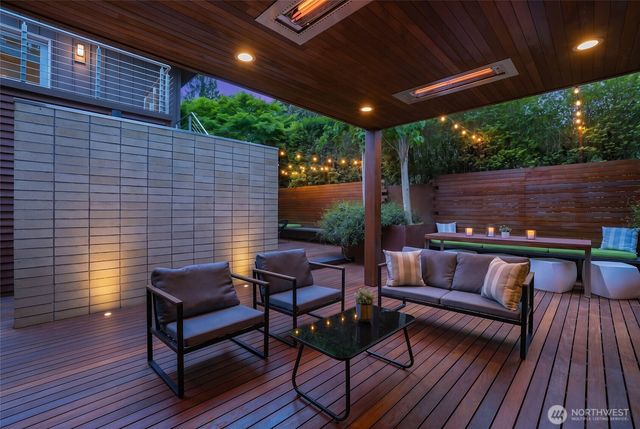 1102 5th Street, Kirkland, WA 98033