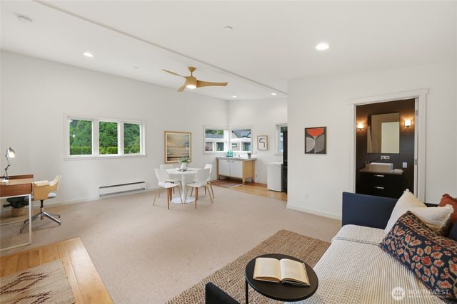 1102 5th Street, Kirkland, WA 98033