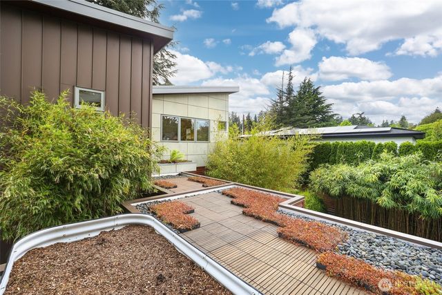 1102 5th Street, Kirkland, WA 98033