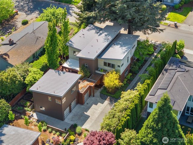 1102 5th Street, Kirkland, WA 98033