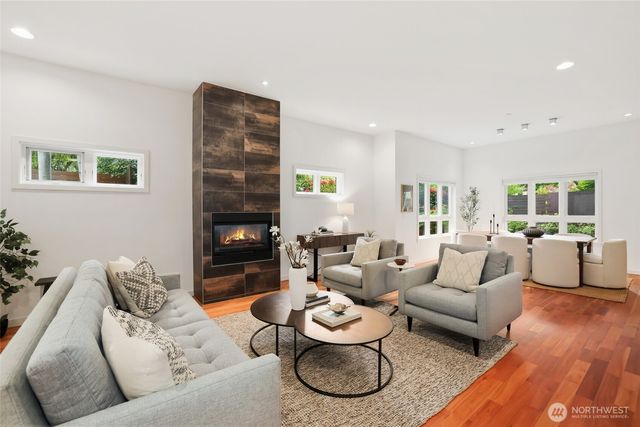 1102 5th Street, Kirkland, WA 98033