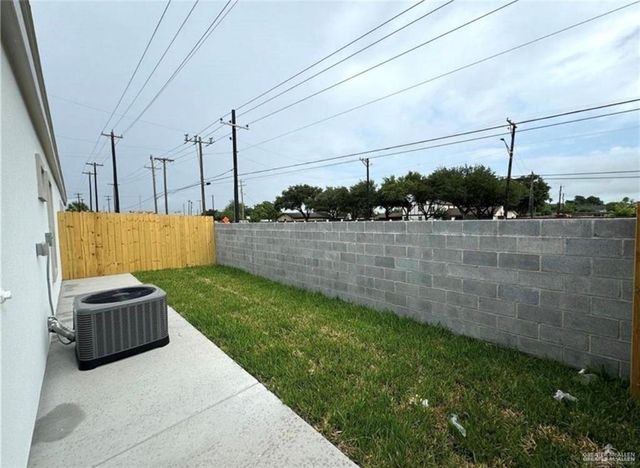 7710 N 58th Lane 2, Mission, TX 78573