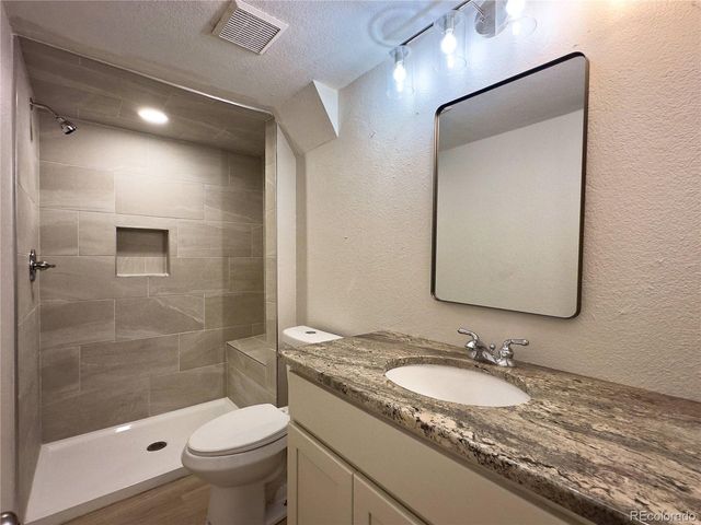 5128 Columbus Way, Denver, CO 80239