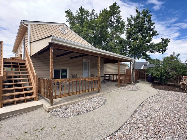 5128 Columbus Way, Denver, CO 80239