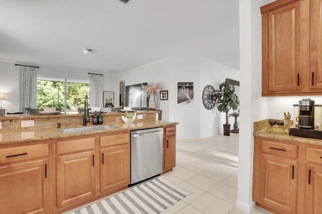 7959 Parsons Pine Drive, Boynton Beach, FL 33437