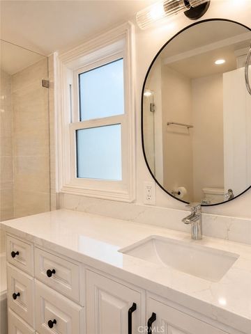 308 Coral Ave, Newport Beach, CA 92662