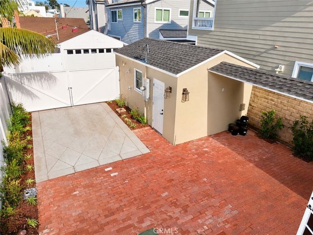 308 Coral Ave, Newport Beach, CA 92662