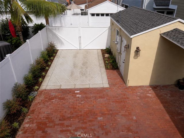 308 Coral Ave, Newport Beach, CA 92662