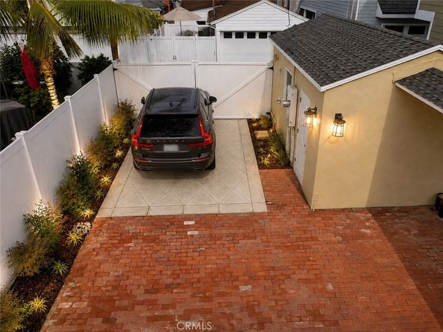 308 Coral Ave, Newport Beach, CA 92662