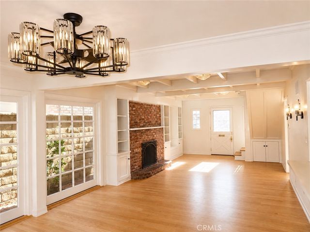 308 Coral Ave, Newport Beach, CA 92662