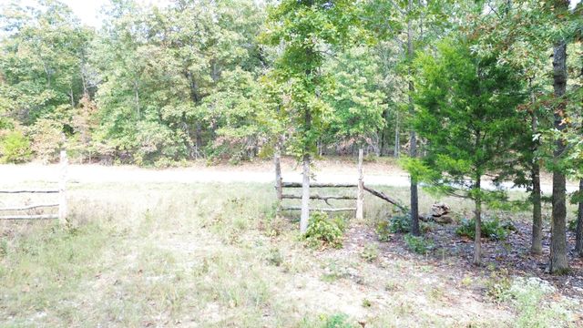 000 County Road 9230, West Plains, MO 65775