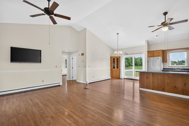 571 Silver Street, Rollinsford, NH 03869