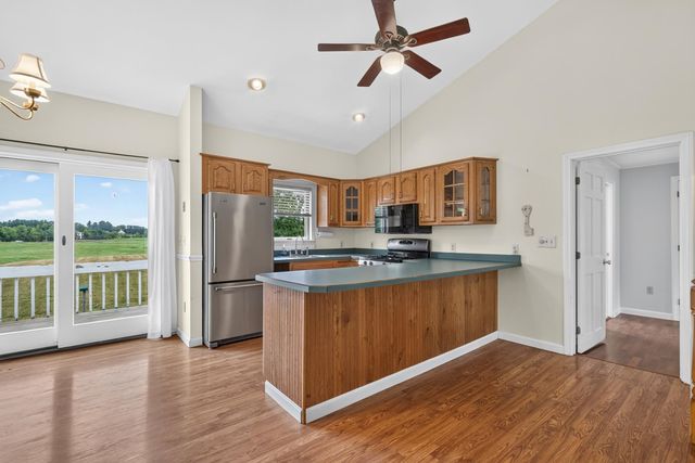 571 Silver Street, Rollinsford, NH 03869