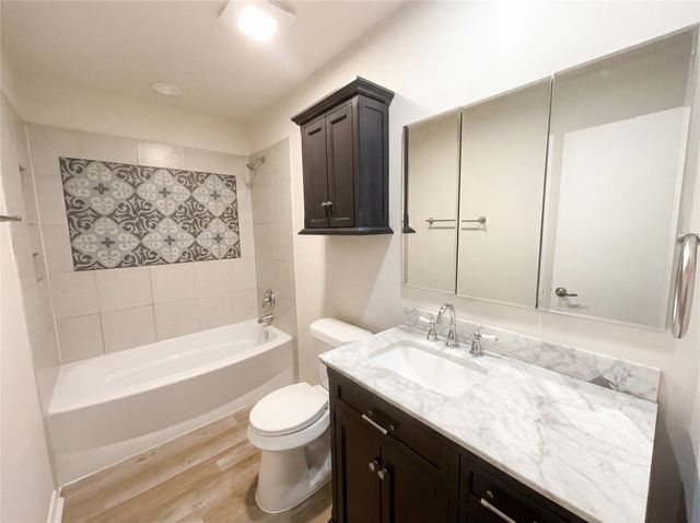 2005 Victoria Road, Carrollton, TX 75007