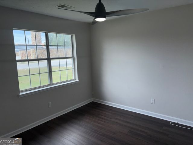 1731 Hunting Creek Drive SE, Conyers, GA 30013