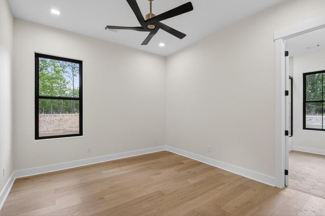 1054 Sungate Drive, Alexander, AR 72002