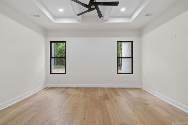 1054 Sungate Drive, Alexander, AR 72002