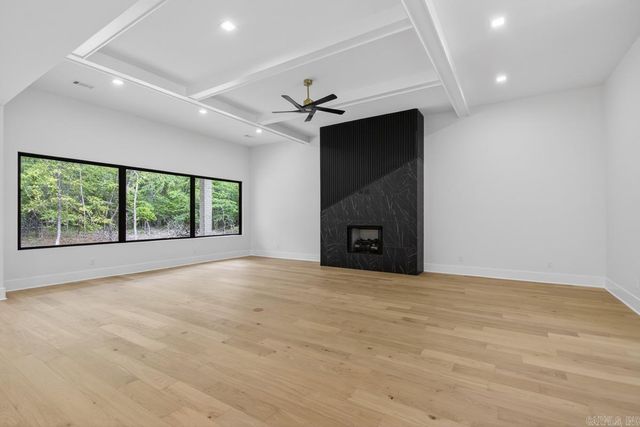 1054 Sungate Drive, Alexander, AR 72002