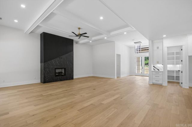 1054 Sungate Drive, Alexander, AR 72002