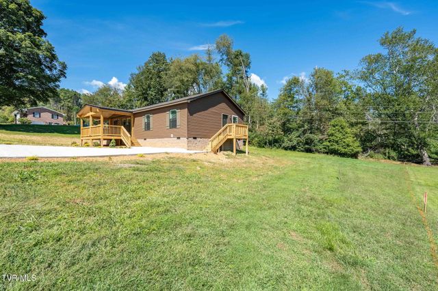 300 Cedar Street, Mountain City, TN 37683