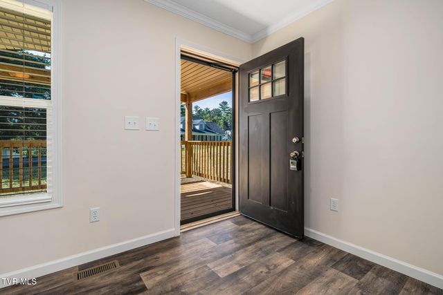 300 Cedar Street, Mountain City, TN 37683