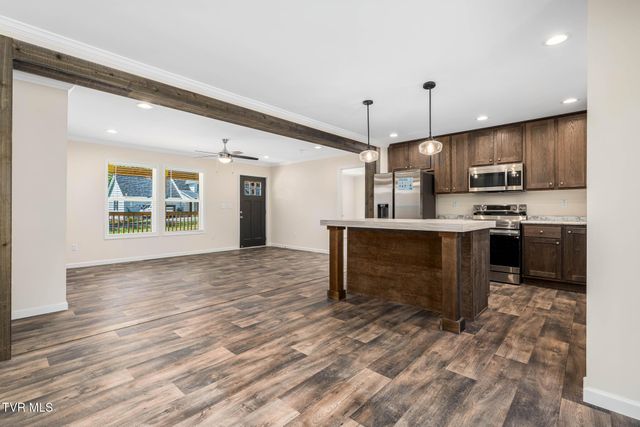 300 Cedar Street, Mountain City, TN 37683