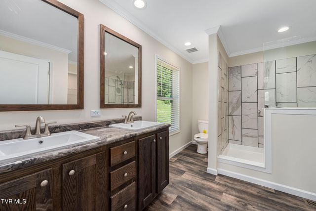 300 Cedar Street, Mountain City, TN 37683