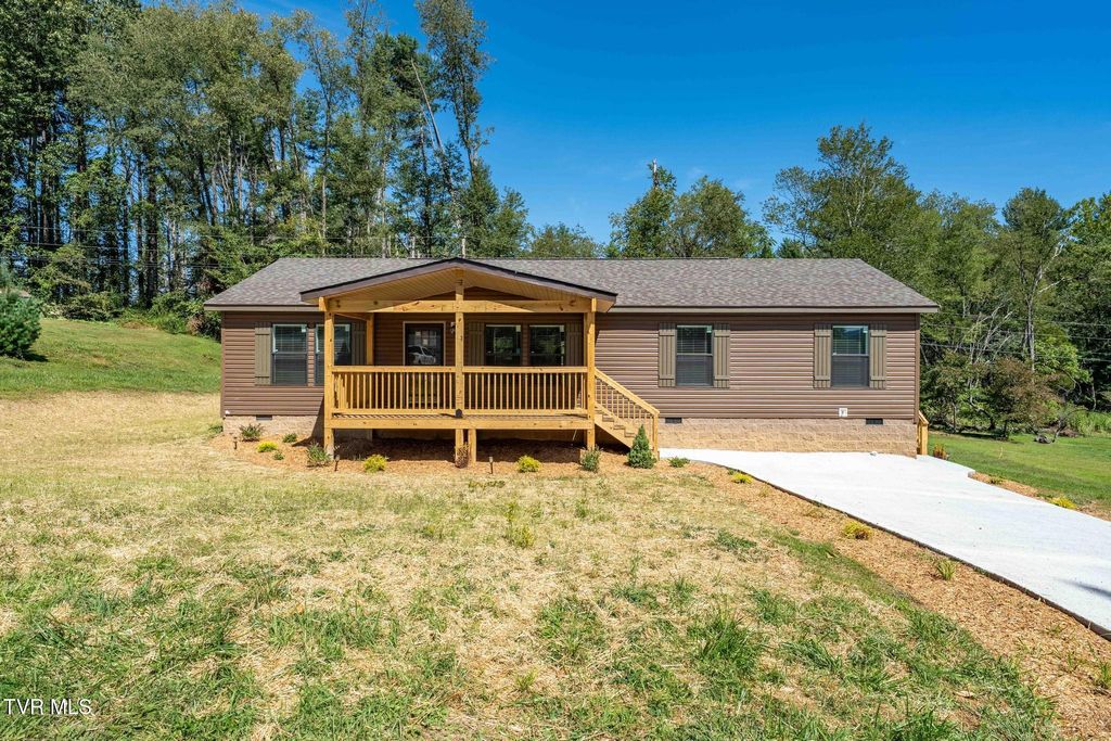 300 Cedar Street, Mountain City, TN 37683