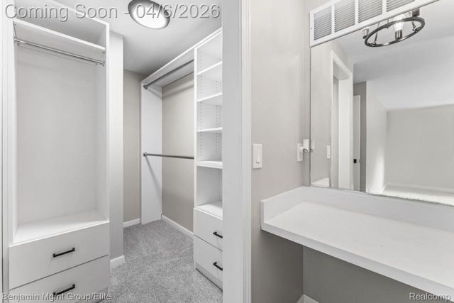 5910 Cedar Knoll Drive, Genoa Township, MI 48116