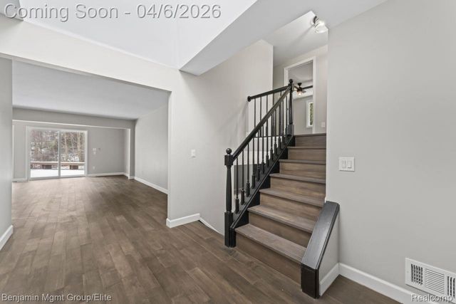 5910 Cedar Knoll Drive, Genoa Township, MI 48116