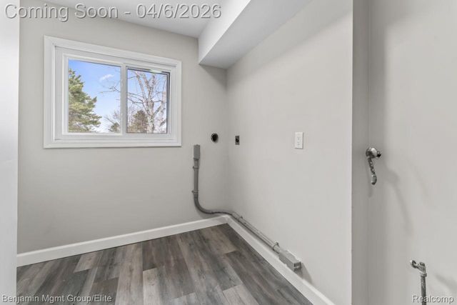 5910 Cedar Knoll Drive, Genoa Township, MI 48116