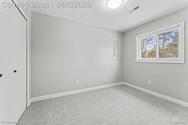 5910 Cedar Knoll Drive, Genoa Township, MI 48116