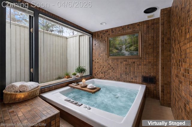 5910 Cedar Knoll Drive, Genoa Township, MI 48116