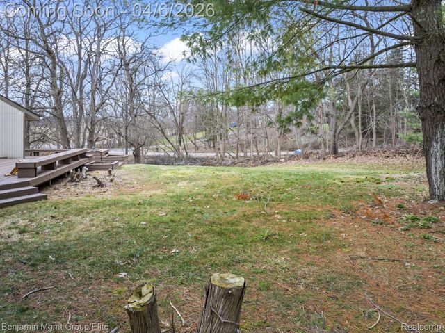 5910 Cedar Knoll Drive, Genoa Township, MI 48116