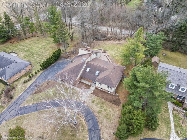 5910 Cedar Knoll Drive, Genoa Township, MI 48116