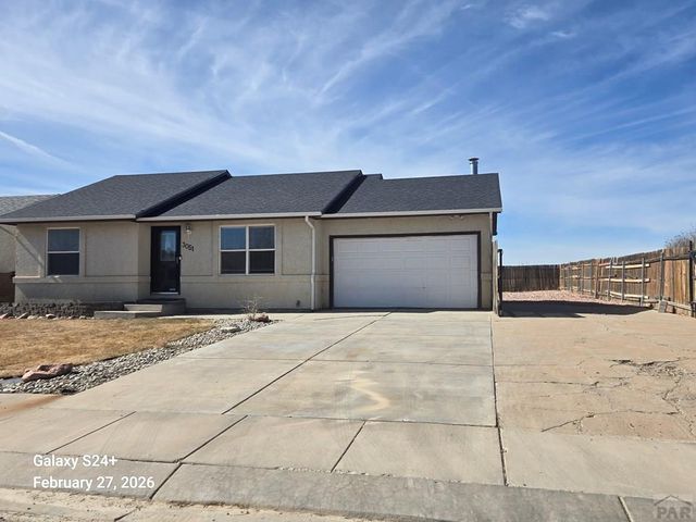 3051 Adrian Ave, Pueblo, CO 81008