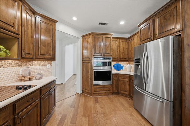 224 Colonial Drive, Mabank, TX 75156